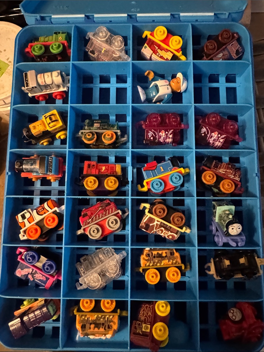 Thomas & Friends Blue Storage Case with 26 mini Thomas trains
